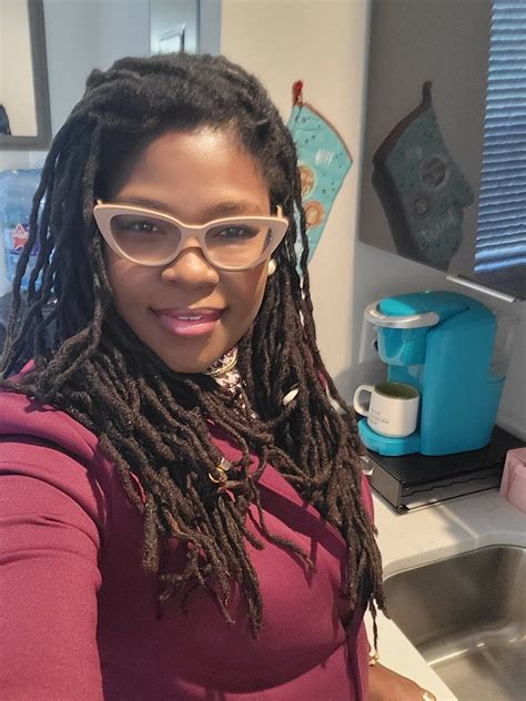 Hidden Gems: Meet Iesha Anderson of New Beginning Mind Spa & Therapy