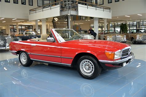 This video is about mercedes 280 sl r107 every tuesday and saturday, we strive to provide you the best in the business. Mercedes-Benz 280 SL R107 - Classic Sterne
