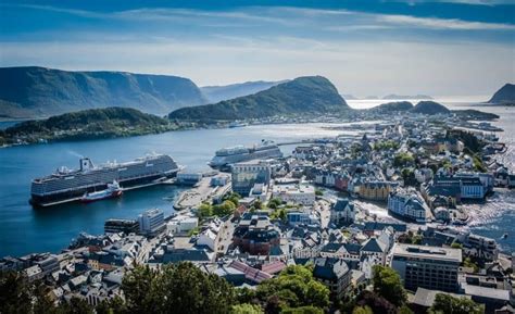 What To Do In Alesund From Cruise Ship Great Kappa