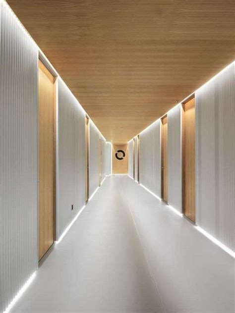 20 Marvelous Home Corridor Design Ideas That Looks Modern Corridor