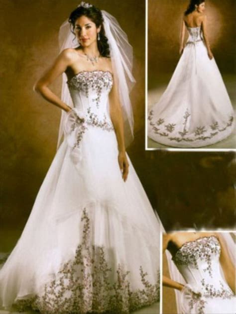 Some of tahiliani's most famous designs include british heiress jemima goldsmith's bridal gown for her wedding to pakistani cricketer imran khan in 1995. Famous wedding dresses designers