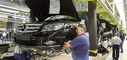 Autokrise Daimler Plant Offenbar Neues Sparprogramm DER SPIEGEL
