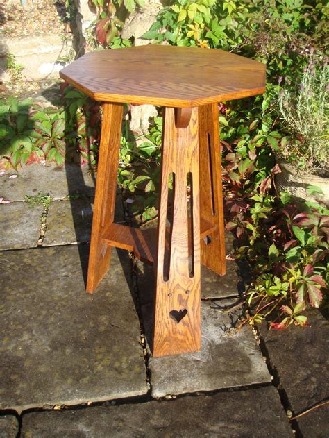 Arts And Crafts Oak Side Table On A Tripod Base Antiques Atlas