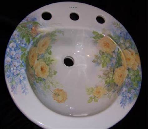Spray paint your kitchen sink for the full experience. hand painted sink | Unusual bathrooms, Porcelain painting ...
