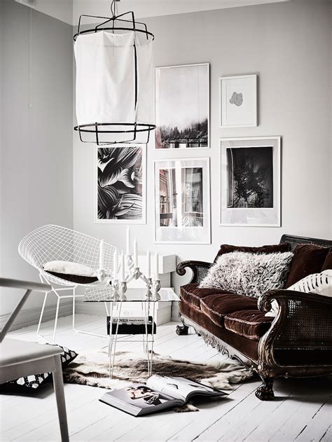 Edgy Contrast For White Home Decor Style