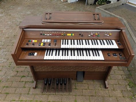 Yamaha Electric Organ Free Local Delivery In Droylsden Manchester