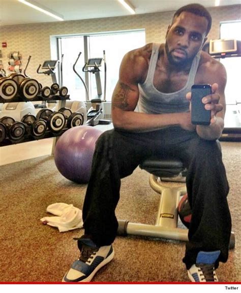 Jason seems to be very secretive and therefore, he has not given any information about his early life. Jason Derulo -- Working Out Is Not a Pain in the Neck ...