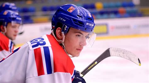 Svůj současný název nese od roku 2011. Dotazník: Matyáš Zelingr (Rytíři Kladno) | Hokej.cz - web ...