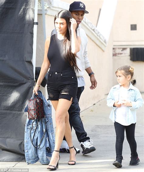 Kourtney Kardashian Displayed Toned Legs At Robs Birthday Daily Mail Online