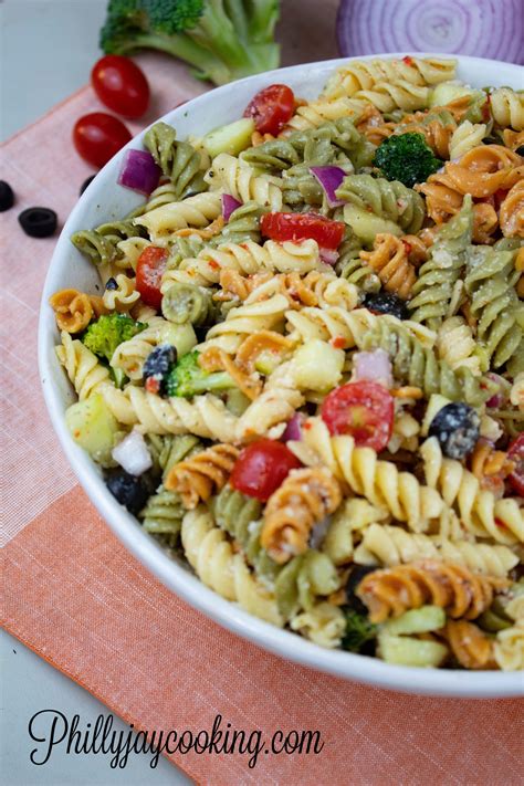 May 19, 2021 · how to make italian pasta salad place a large pot of water over high heat and bring to a boil. The Best Ever Italian Dressing Pasta Salad Recipe - Philly ...