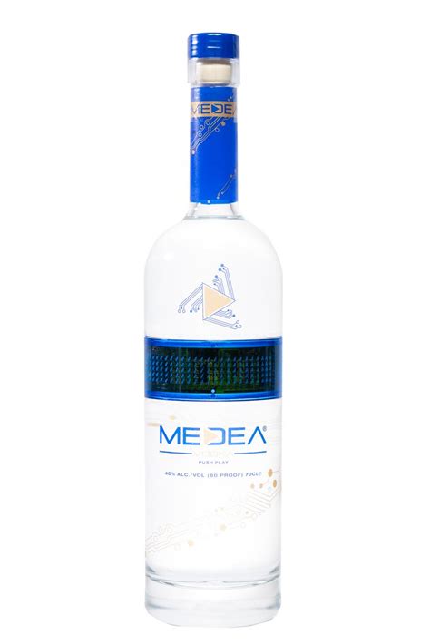 Medea Vodka 07lt Κάβα Αγγελή