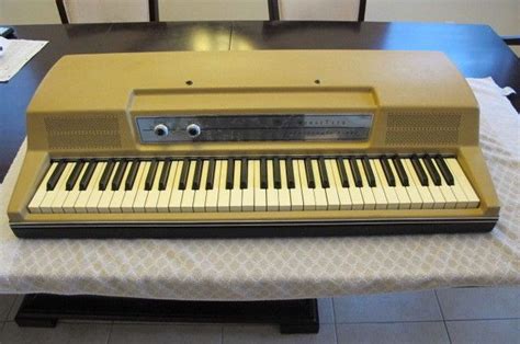 Wurlitzer Model 200 Electric Electronic Piano Electronic Piano Piano