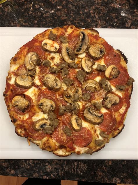 Pepperoni Sausage Mushroom R Pizza