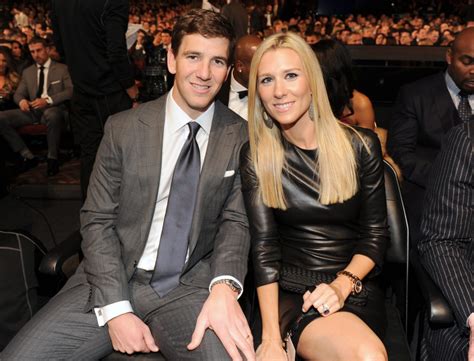 Eli Manning Wife Abby Mcgrew And Children Ava And Lucy Pictures
