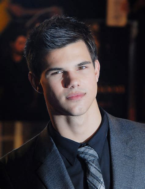 Taylor Lautner In The Twilight Saga New Moon Uk Fan