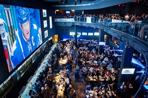 Almost as good as going to the to help with that, here are the 10 best places in toronto to take in your favorite sporting event while. Toronto's Top 10 Best Sports Bars