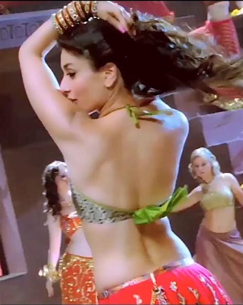 Kareena Kapoor Sexy Milky Back 🐱 Rbollywoodcougars