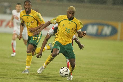 Sibusiso zuma wurde am 23.06.1975 geboren. Bafana legends McCarthy, Zuma join World Football Summit ...