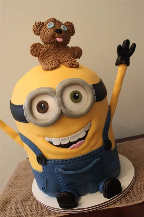 Thanks so much for stopping by! Layers of Love: Minion cake Bob