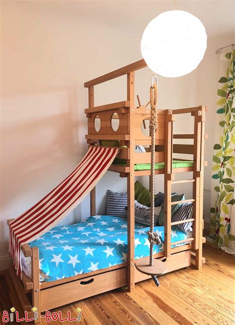 9 dinge, die du wissen musst, bevor du ein hochbett kaufst. Hochbett Kinder Dachschräge - Hochbett Im Kinderzimmer ...