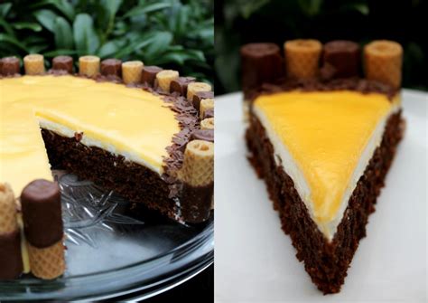 Hackt/rapselt die kuvertüre und gebt diese, zusammen mit dem zucker ebenfalls hinzu. Eierlikör-Schoko-Torte • Schokokuss und Zuckerperle