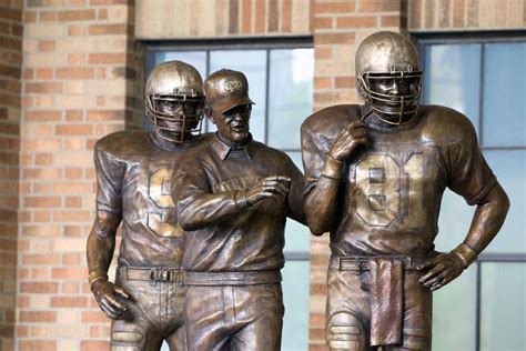 Who Is Your Favorite Notre Dame Football Player From The Lou Holtz Era