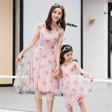 Venta Conjuntos De Ropa Para Madre E Hija En Stock