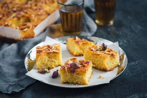 While the cake can be prepared without any flavourings, but occasionally it is topped with orange syrup, coconut milk, rose water or any other flavored sugar syrup. Do You Need To Put Syrup Kn Semolina Cake / Basbousa ...