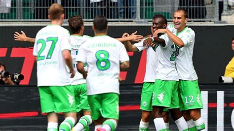 Wolfsburg Open Season With Frankfurt Win Bundesliga