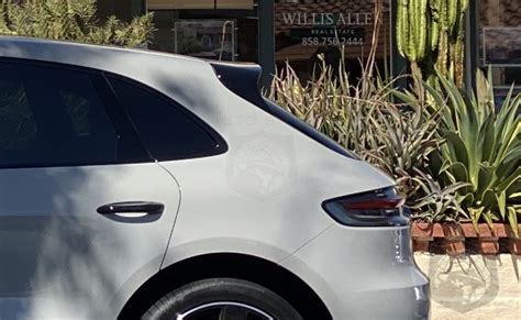 STUD or DUD? Do YOU Think The Refreshed Porsche Macan Works In CHALK