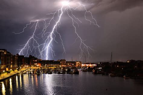 Eastbourne Hit By 1000 Lightning Strikes In One Hour With Residents