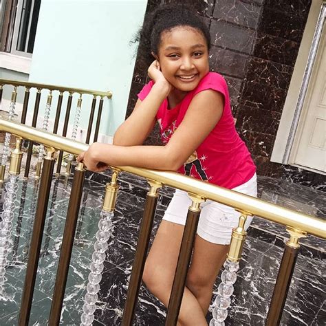 Chisom & chidinma oguike начал(а) читать. How Old Are The Oguike Sisters? Chisom, Chidinma And ...