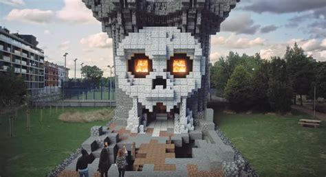 Here you will find everything to know about minecraft earth, new features, release date, items and mobs, and more! Minecraft character creator will sync between Windows 10 ...