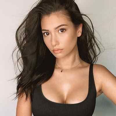 Maria paola è costantemente alla ricerca di una sublimazione del suo tormento, quasi a voler placare una dirompente sete di vivere. Paola Maria - Bio, Age, Net Worth, Height, Married ...