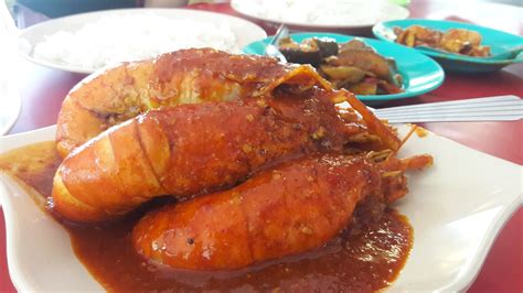 Samarahan merupakan salah satu bahagian di sarawak yang bersebelahan dengan daerah mancing udang sungai (udang galah) sungai katingan, kali ini diguyur hujan lebat dan tidak sadar kalau ada ular di dekat kita. Udang Galah Sepit Biru Rompin