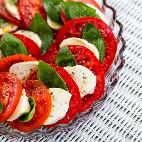 Tomato Basil and Mozzarella Salad Caprese Salad