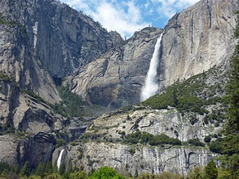 Yosemite Waterfalls Countless Spring Waterfalls Fed By Snowmelt