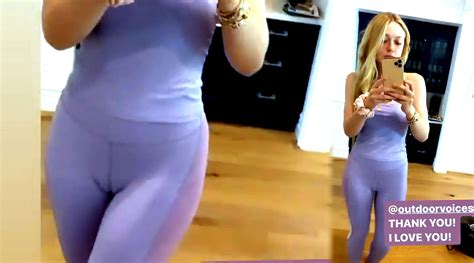 Fashion hack for how to wear tights with skirts in the winter! Dakota Fanning - Hot Cameltoe in TIght Leggings Video ...