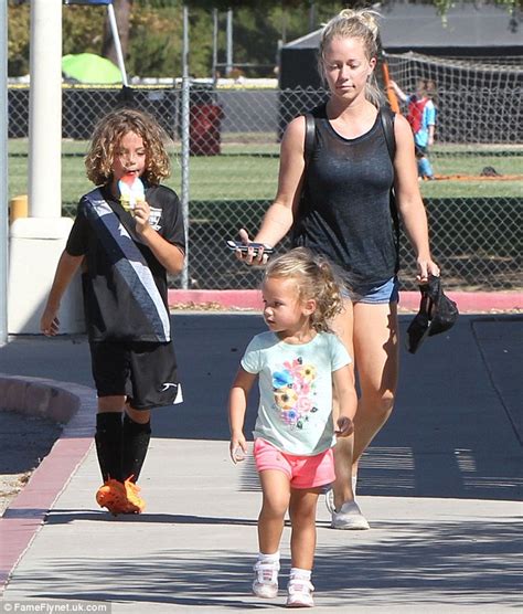 Kendra Wilkinson Has Her Hands Full At Sons Soccer Practice In La Daily Mail Online