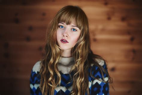 Hintergrundbilder Gesicht Frau Modell Porträt Lange Haare Blaue