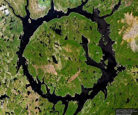 La Structure Dimpact De Manicouagan Au Québec Lunivers De La Géologie