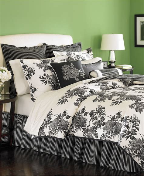 Also set sale alerts and shop exclusive offers only on shopstyle. Martha Stewart Midnight Trellis 6 Piece Queen Comforter ...