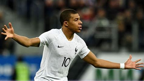 I support man_city, only if they will feature our own boy iheanacho. Man City Eye Stunning Move for PSG Sensation Kylian Mbappé ...