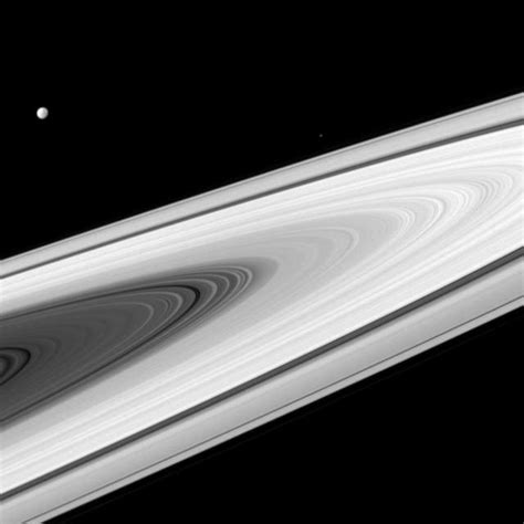 13 Spectacular Images To Celebrate Cassinis 13 Years At Saturn