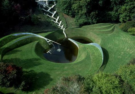Mind Boggling Landscape Architecture By Charles Jencks Design Swan