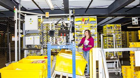 Compared to other giants such as google and microsoft. An Amazon Hiring Manager Reveals 6 Things Every Graduate ...