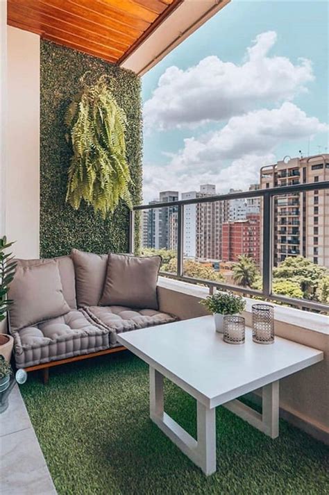 Explore these awesome vertical balcony garden ideas and turn your balcony in a tropical paradise. Balcony Green Wall Ideas: Vertical Living Wall - Unique ...