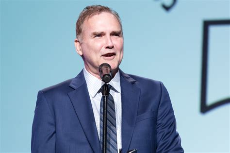 Gustosi panini e patatine, insalate, sfiziosità e colazioni. Norm Macdonald Defends Louis C.K., Roseanne Barr ...