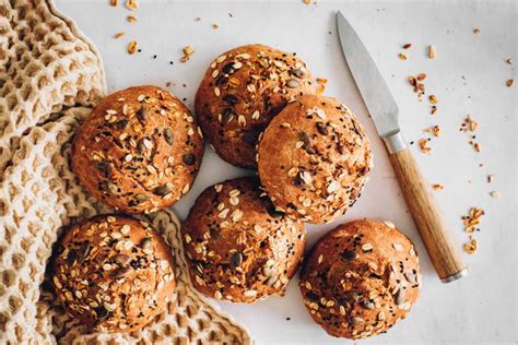 Whole Wheat Burger Buns Healthy And Vegan Nutriciously
