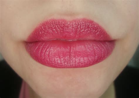 First Impression + Swatches - Kiko Cosmetics Smart Lipstick + Ultra ...